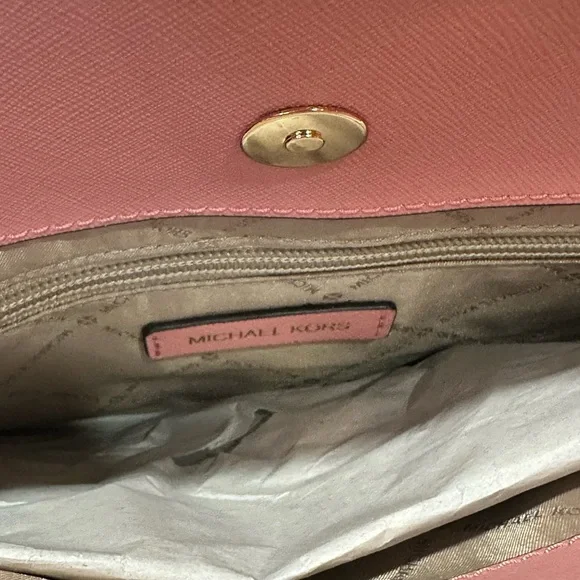 Michael Kors LYNN Large East West Satchel in Primrose - Picture 6 of 9